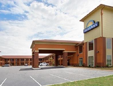 Days Inn By Wyndham Dilley Ngoại thất bức ảnh